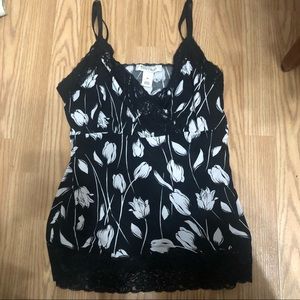 🌼3/$30🌼 WHBM black and white tulip flower floral tank top medium